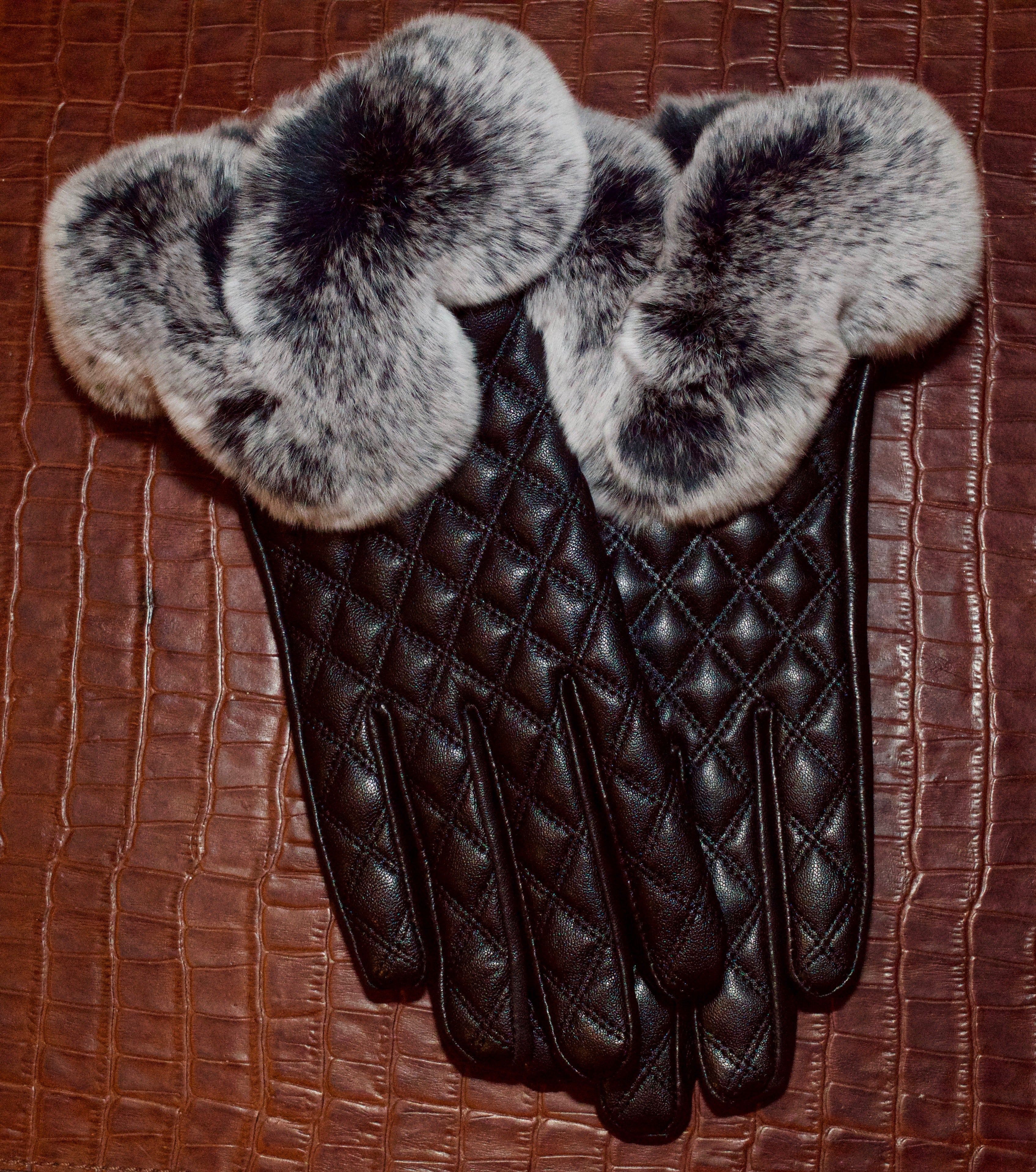 chinchilla fur gloves
