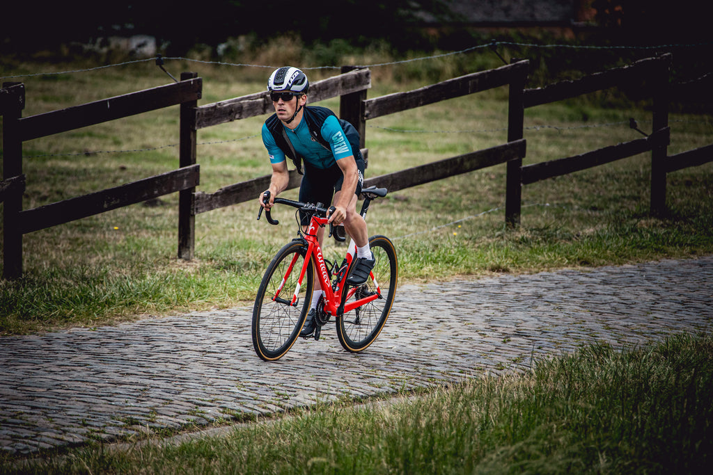 Full Gas cycling on cobbles Belgium belgian crew cycling apparel