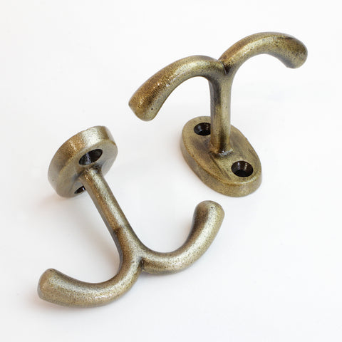 ONESTOPDIY.COM 1000 X EB Brass Closed Hook Fixing Hangers - No.10 Size (5mm  x 45mm) : : Everything Else