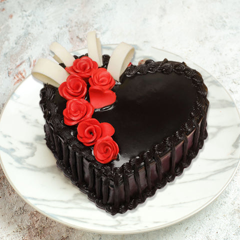 Romantic Surprise Birthday Cake for Wife in Gurgaon