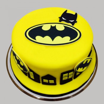 Tasty Batman Fondant Cake - Bloomsvilla
