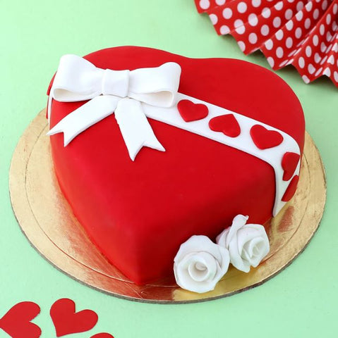 Love Theme Valentine's Day Cake For Couples | idusem.idu.edu.tr