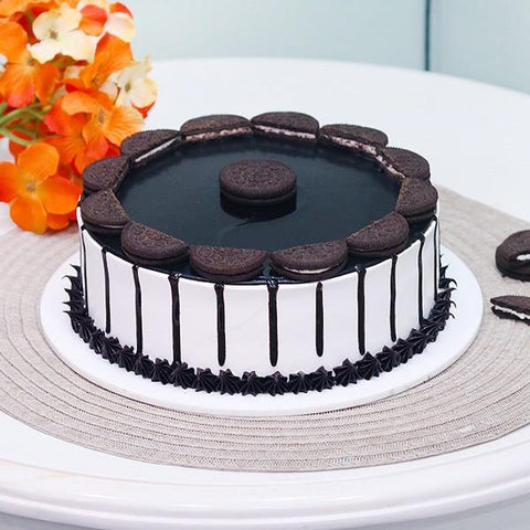 Birthday Cake Online | Order &amp; Send Premium Birthday Cake - BloomsVilla