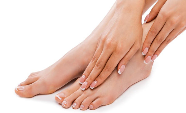 what are the causes of dry feet