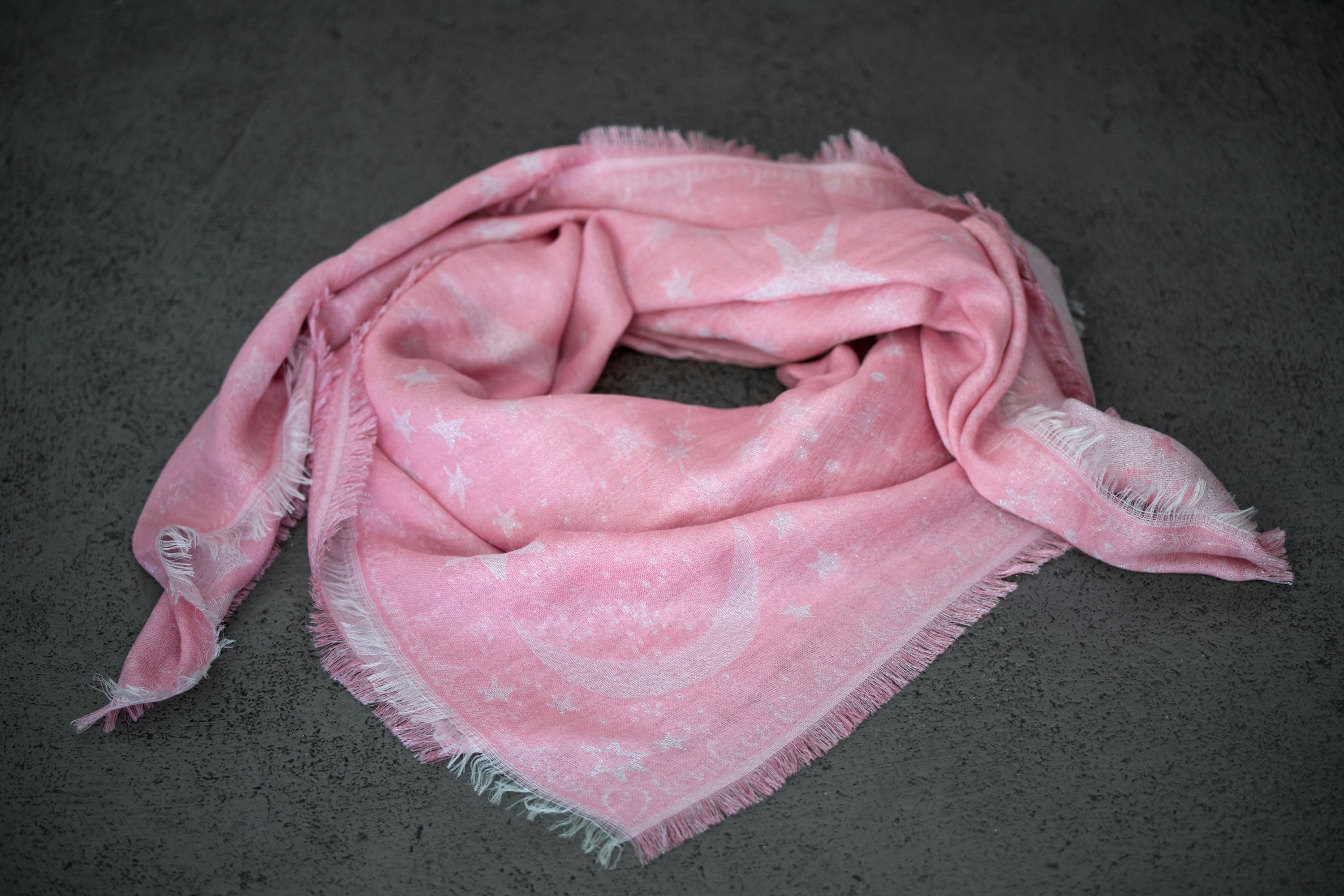 Astra Glittery Blush scarf - 2nd choice (thread shifts)