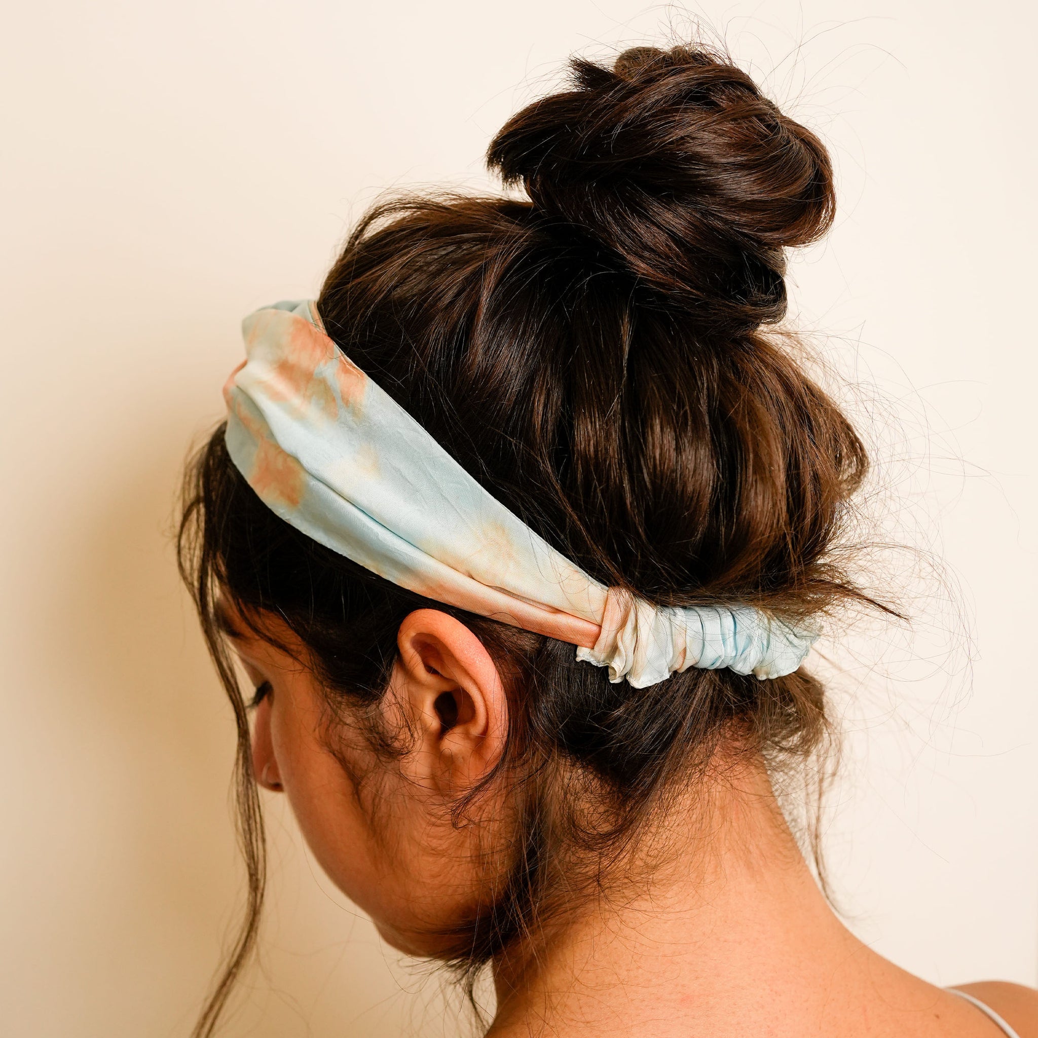 Mulberry Silk Knotted Silk Headband (Marble-Rust) + Matching Ruffled S -  Jasmine Bains