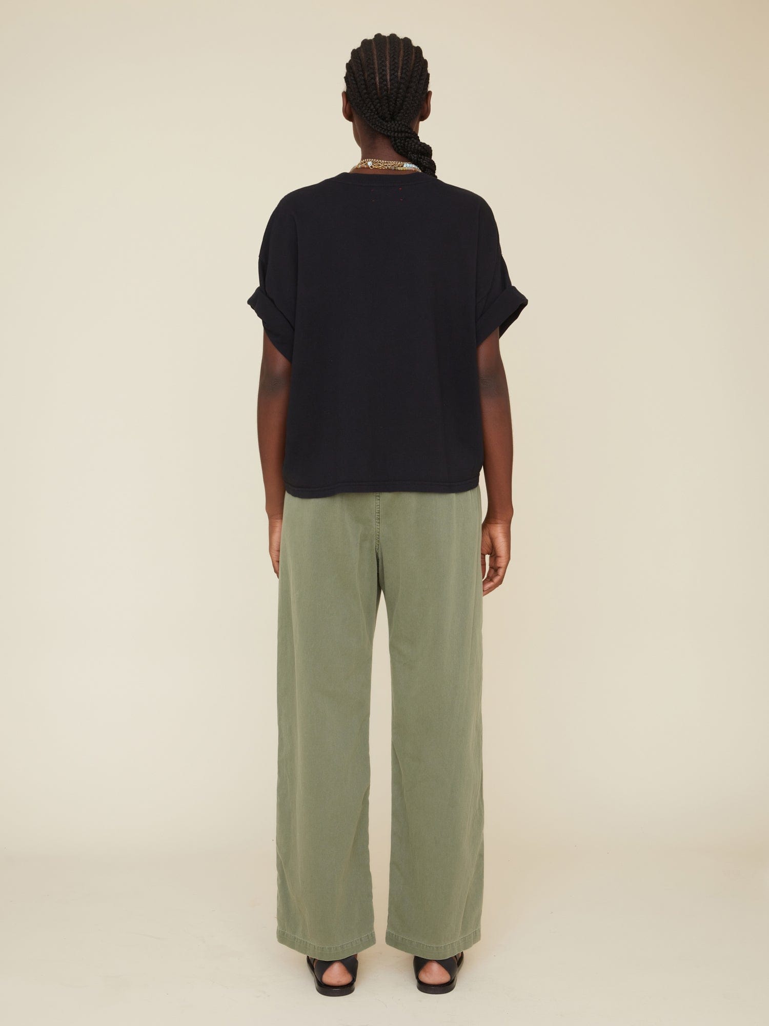 新しい季節 WIDE TUCKS TWO IRENISA PANTS size2 スラックス - hesnor.com