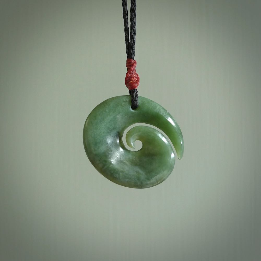 HAND CARVED NEW ZEALAND JADE KORU PENDANT. JADE KORU NECKLACE. – NZ Pacific