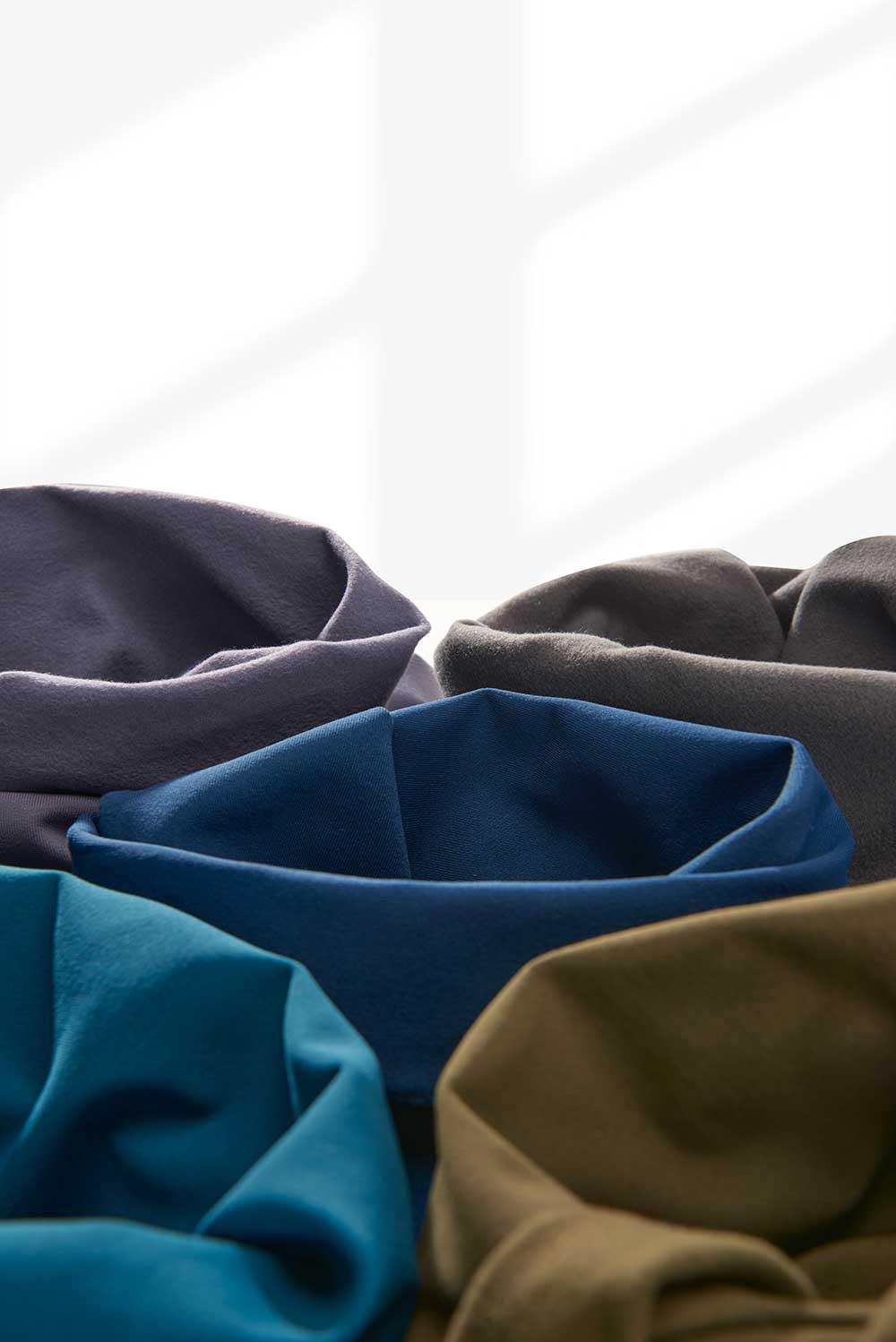 What Is Fleece-Lined? Why Is It Used in Sportswear?