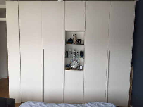 Weiss Schrank nach Maß