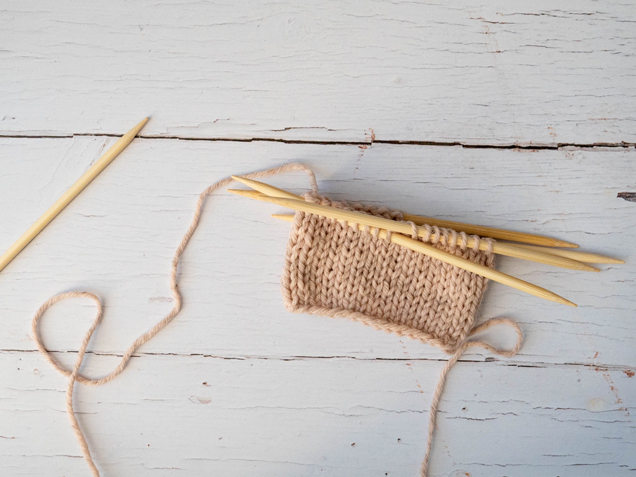 How to Choose Between DPNs and Circular Knitting Needles • The Knitting  Needle Guide