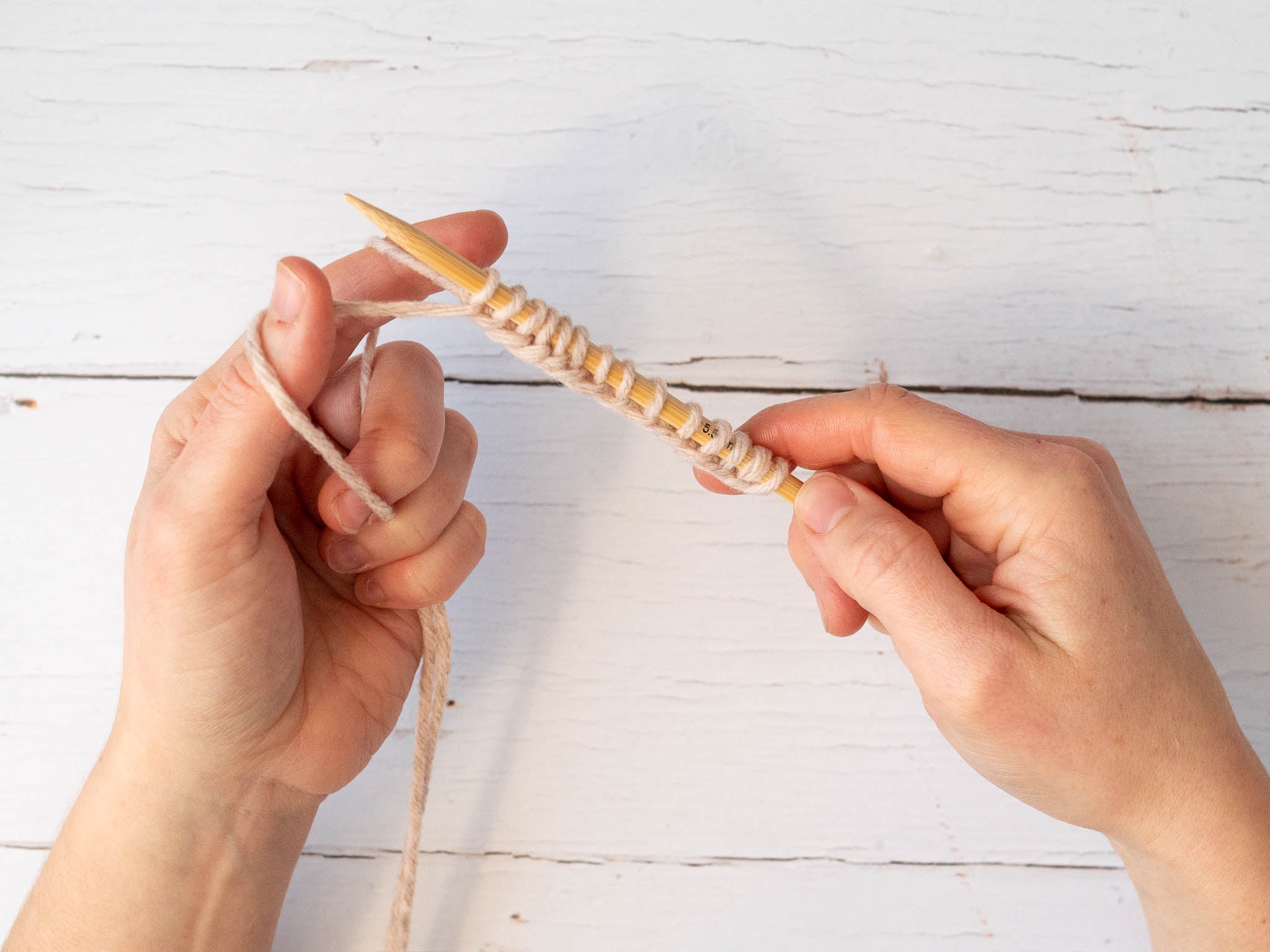 Learn to knit: How to knit in the round with double pointed needles - Ysolda