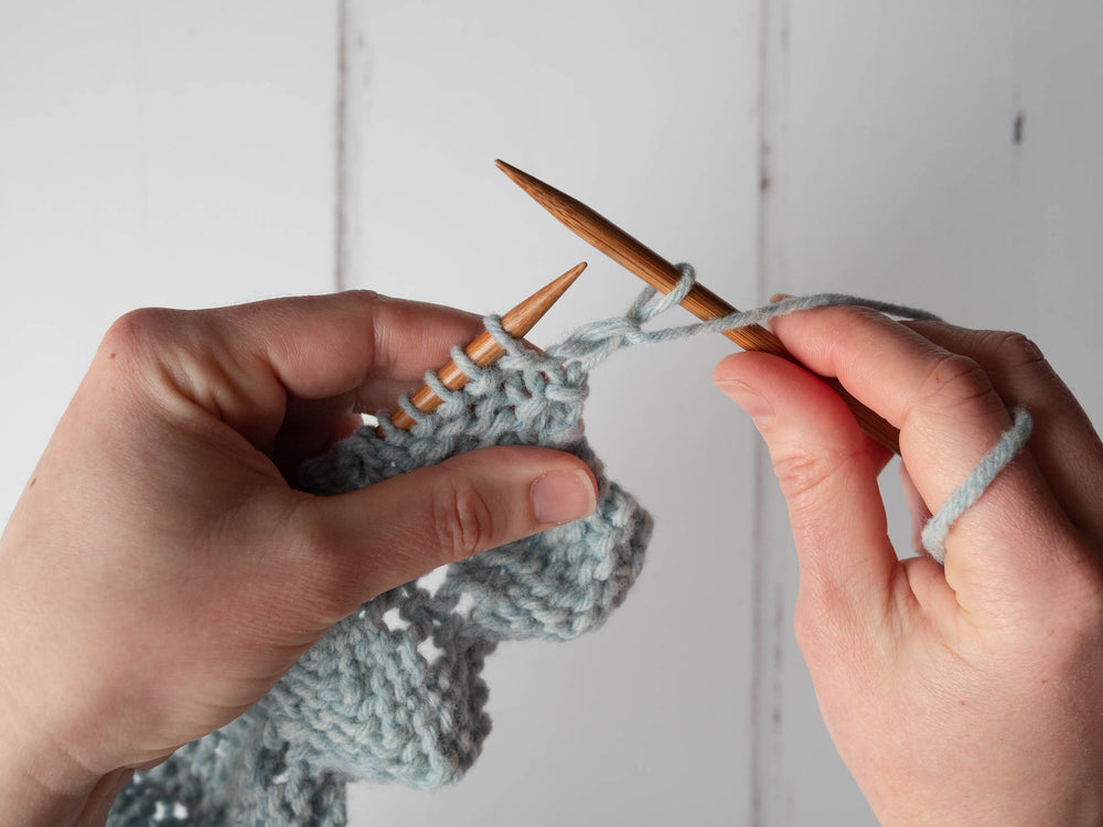 How to knit the stretchy bind off — Mother of Purl