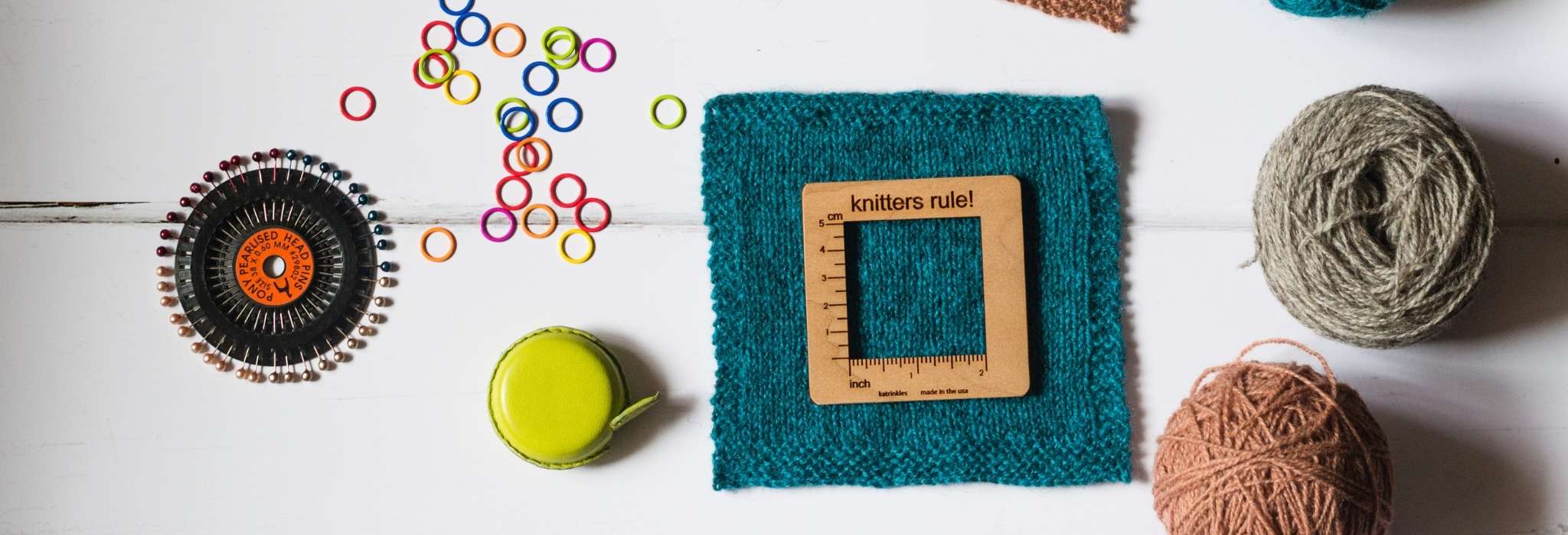 Katrinkles - Yarn Loop 2 Swatch Gauge & Needle Gauge