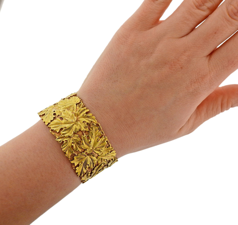 Buccellati Leaf Gold Cuff Bracelet