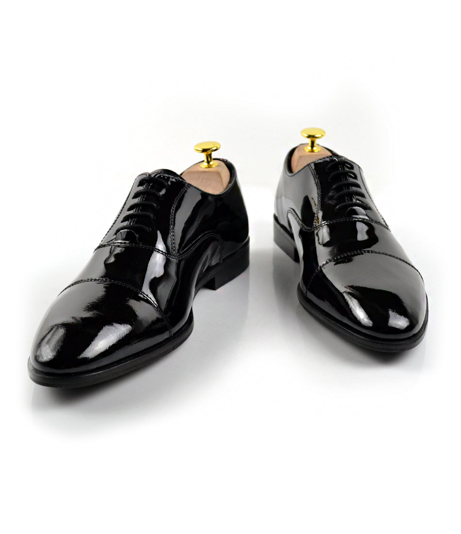 patent black shoes