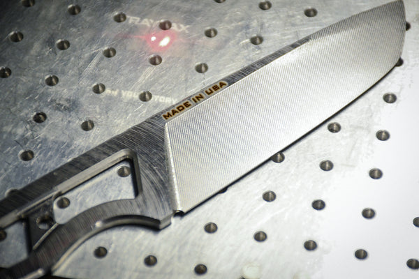 Trayvax Knife
