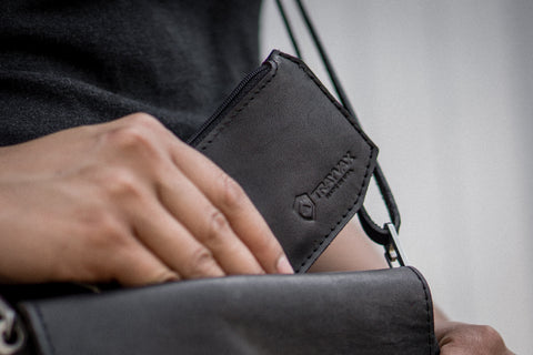 renegade wallet leather zipper cash