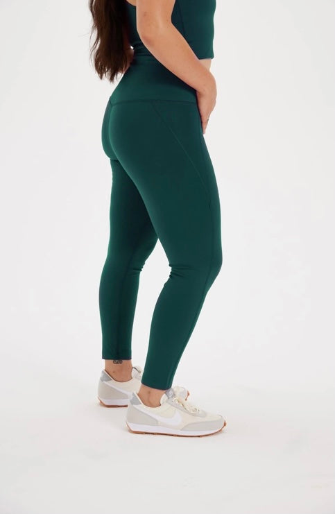 Girlfriend Collective Compressive High-Rise Legging - Globe - Size 3 X –  Sheer Essentials Lingerie & Swimwear
