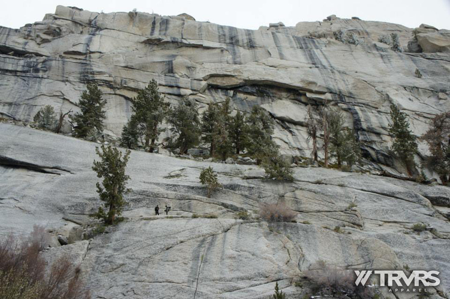 Erbersbacher Ledges North Fork Lone Pine Creek - MOUNT RUSSELL | TRVRS APPAREL