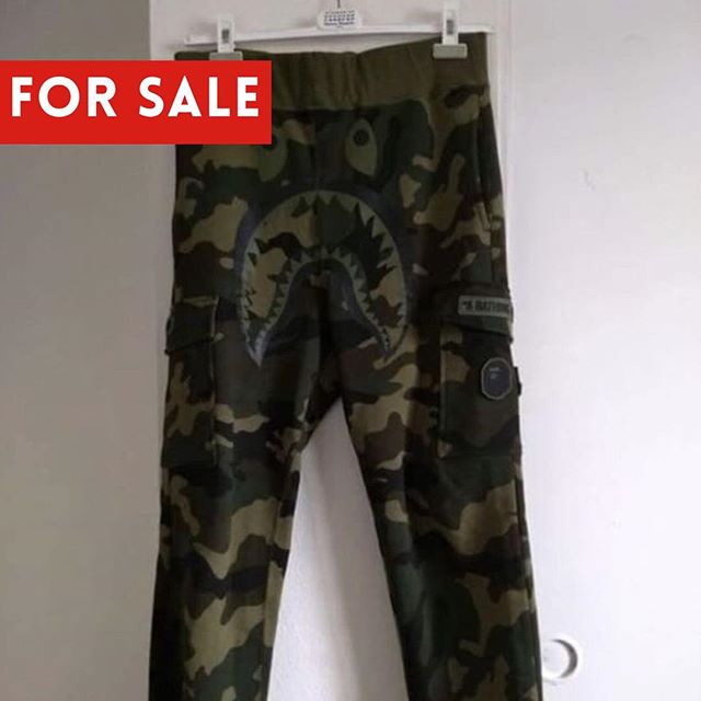 bape undefeated sweatpants