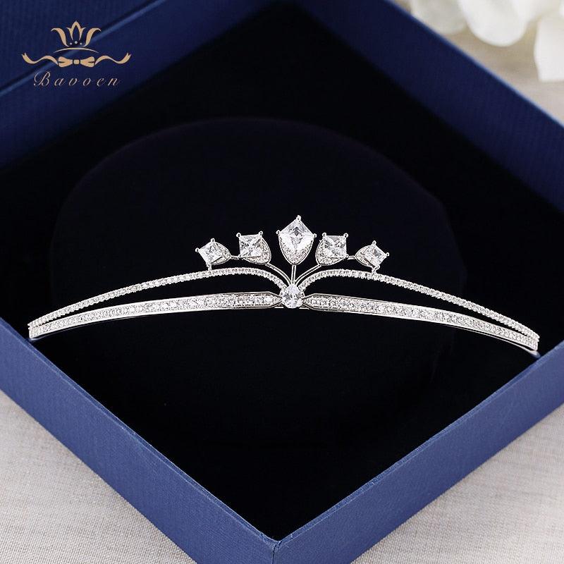 Simple Fashion Sparkling Crystal Crown Tiara