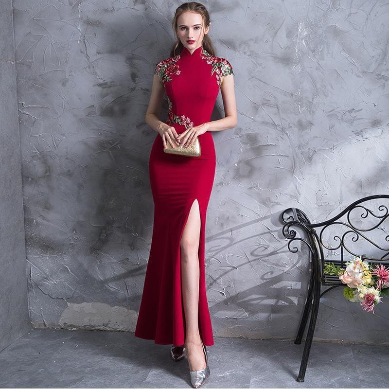 Amazon.com: Red Traditional Chinese Style Bride Wedding Dresses Embroidery  Cheongsam Gown Robe Party Evening Dress Marry Qipao (Color : Burgundy, Size  : XL) : Clothing, Shoes & Jewelry