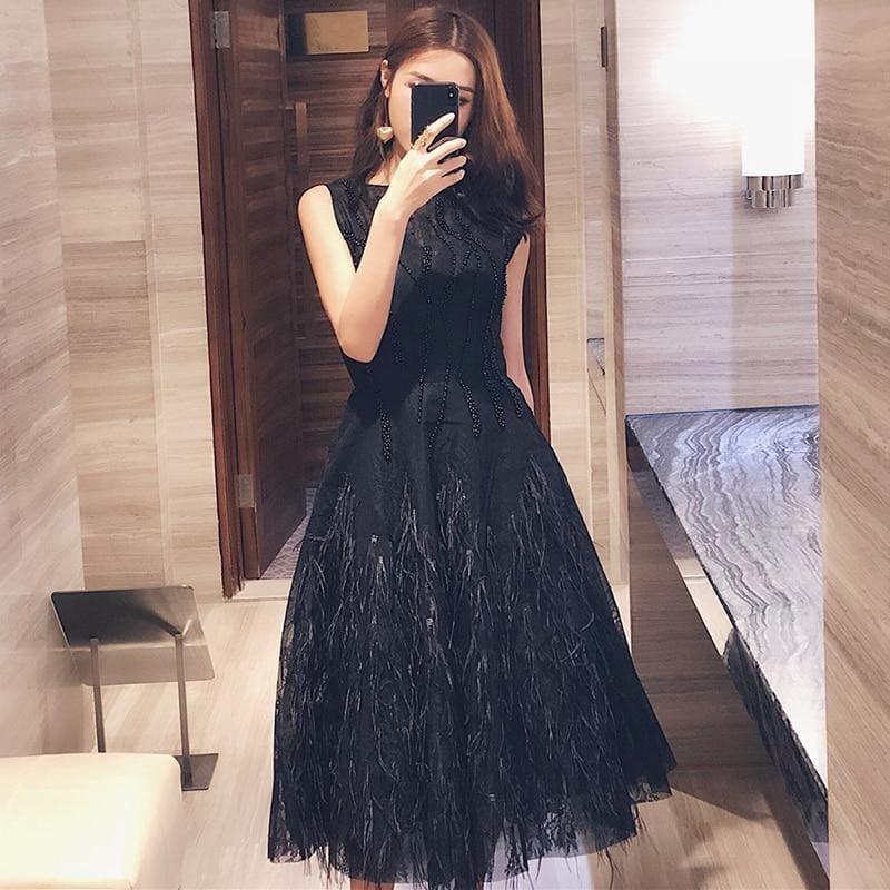 Summer 2019 Round Neck Sleeveless Embroidery Beading Feather Elegant Fashion  Midi Dress