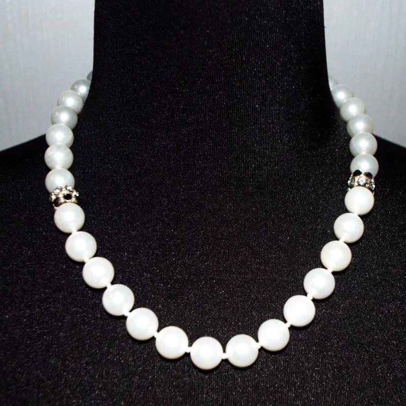 White Pearls With Black Rhinestone Women's Necklace