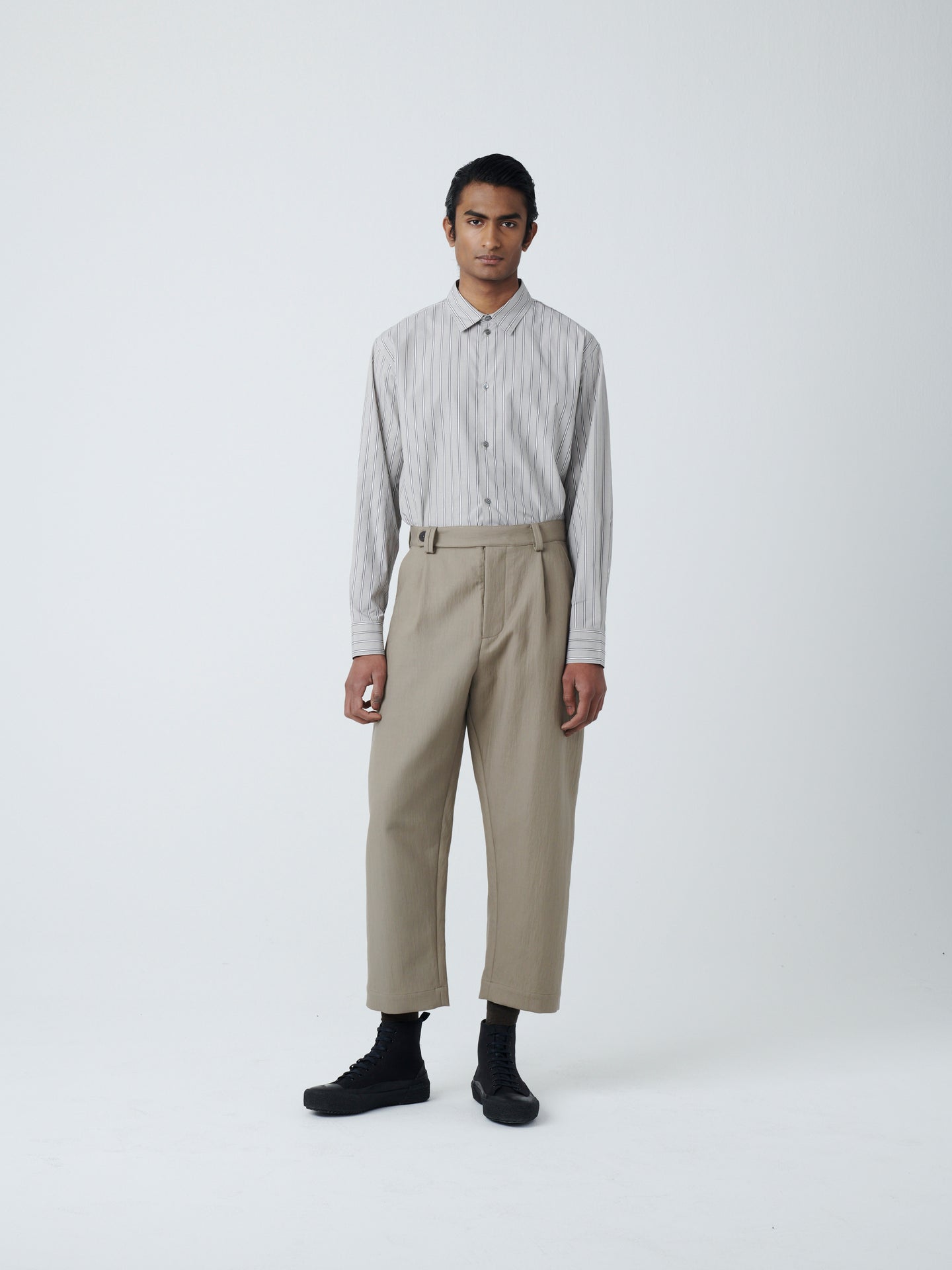 Sorte Pant In Tan– Studio Nicholson