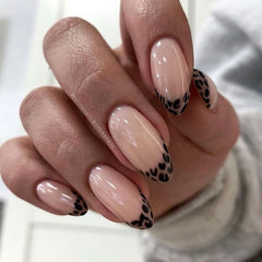 Le Mini Macaron Leopard Print Nails