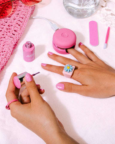 le mini macaron bubblegum crush mini kit for barbie nails