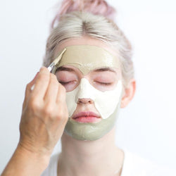 Buy MV Organic Mask Fan Brush at One Fine Secret. Natural & Organic Clean Beauty Store in Melbourne, Australia.