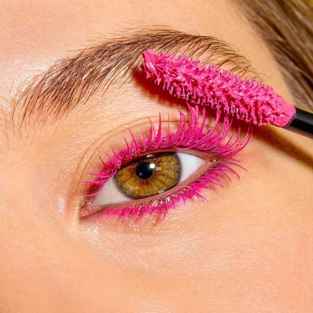 keep-an-eye-on-coloured-mascara-the-smiley-world-x-ciate-collection