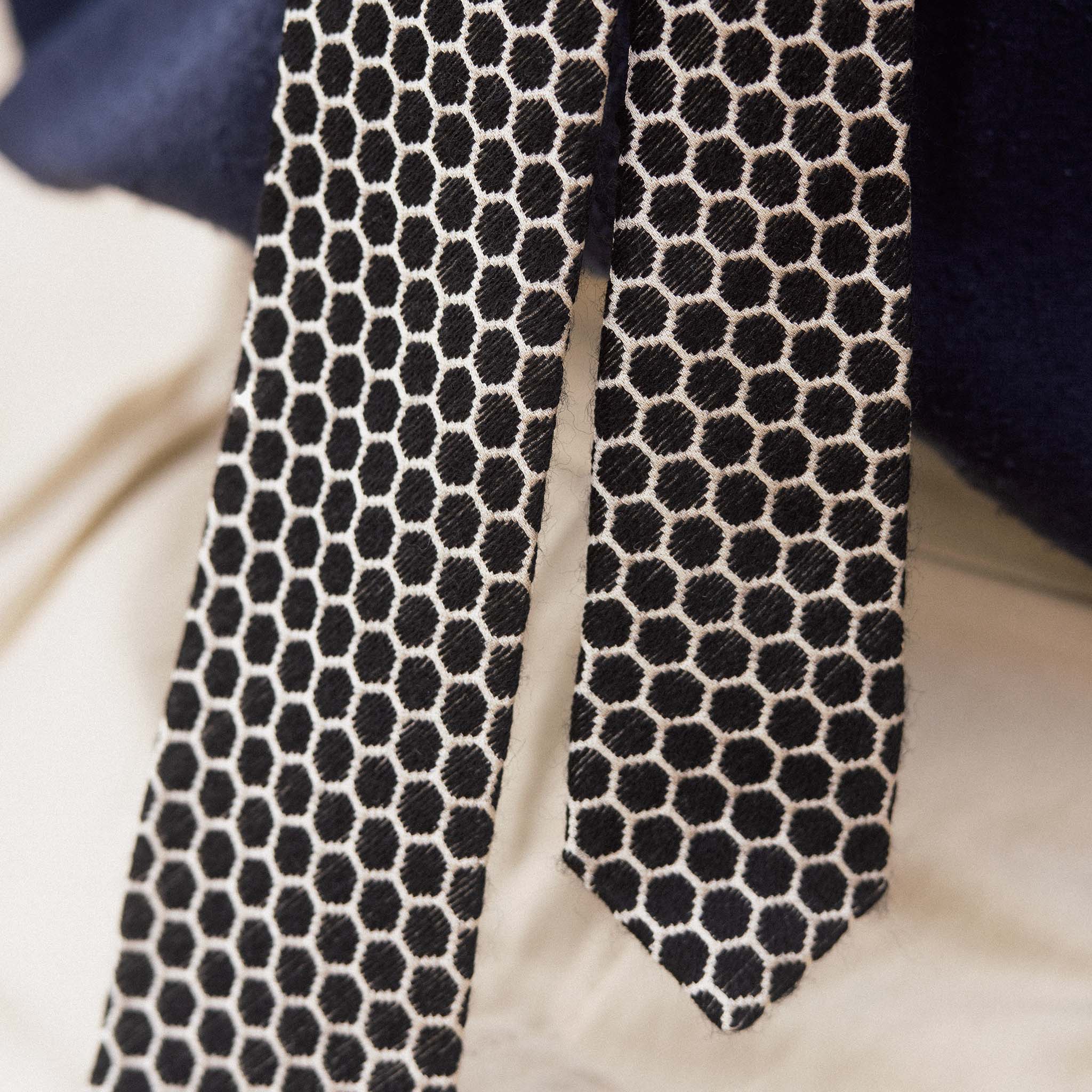 Black Honeycomb Wool / Silk Tie