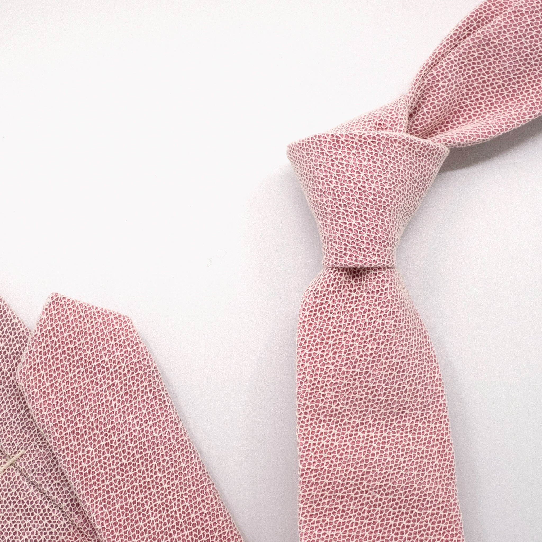 Ecru/Pink Fragile Lace Tie