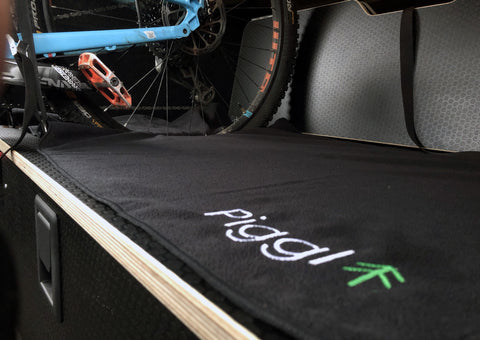 Piggl TOWEL prevents mud and water drips on your Piggl BIKE-BED