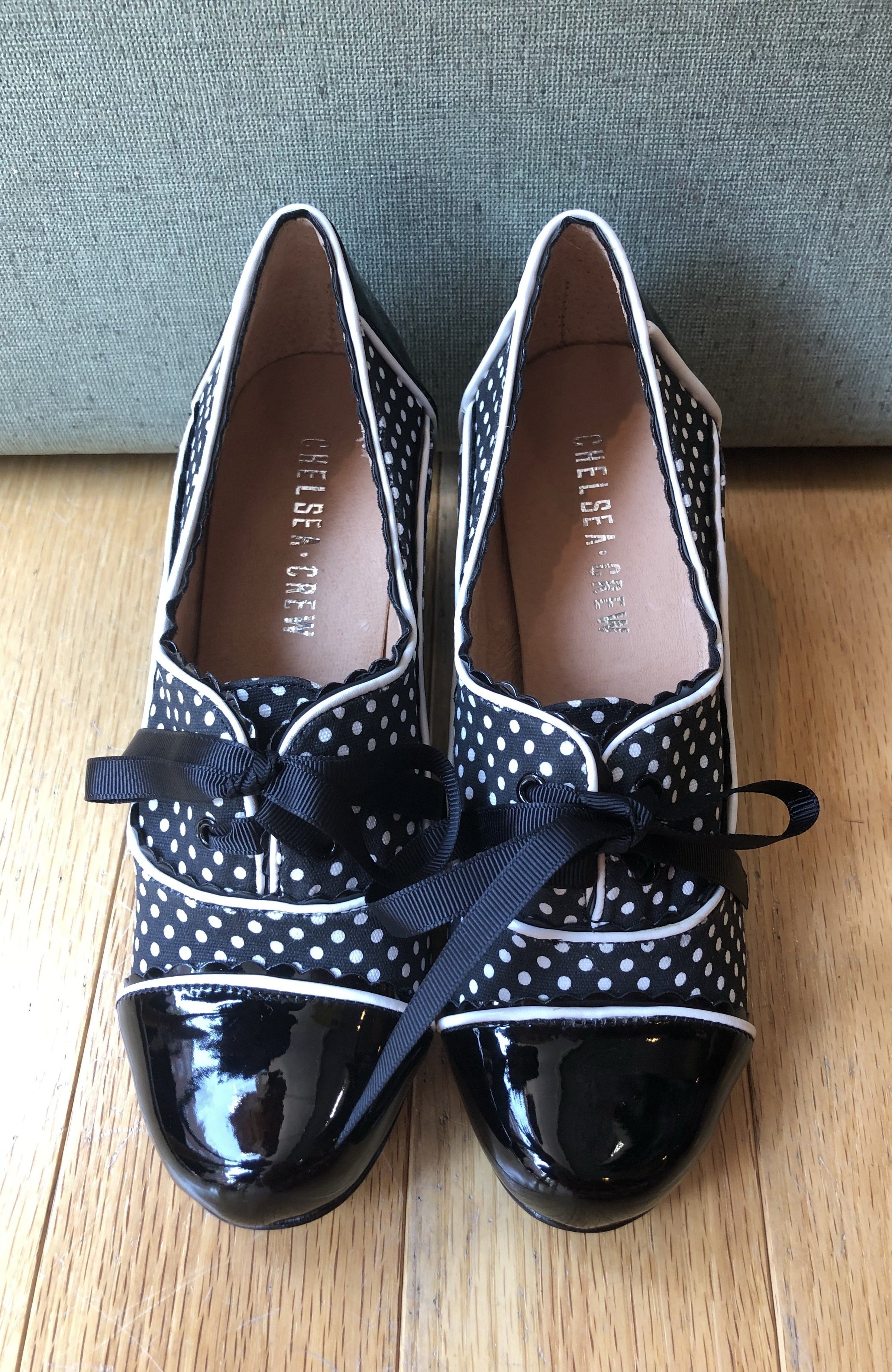 black and white oxford heels