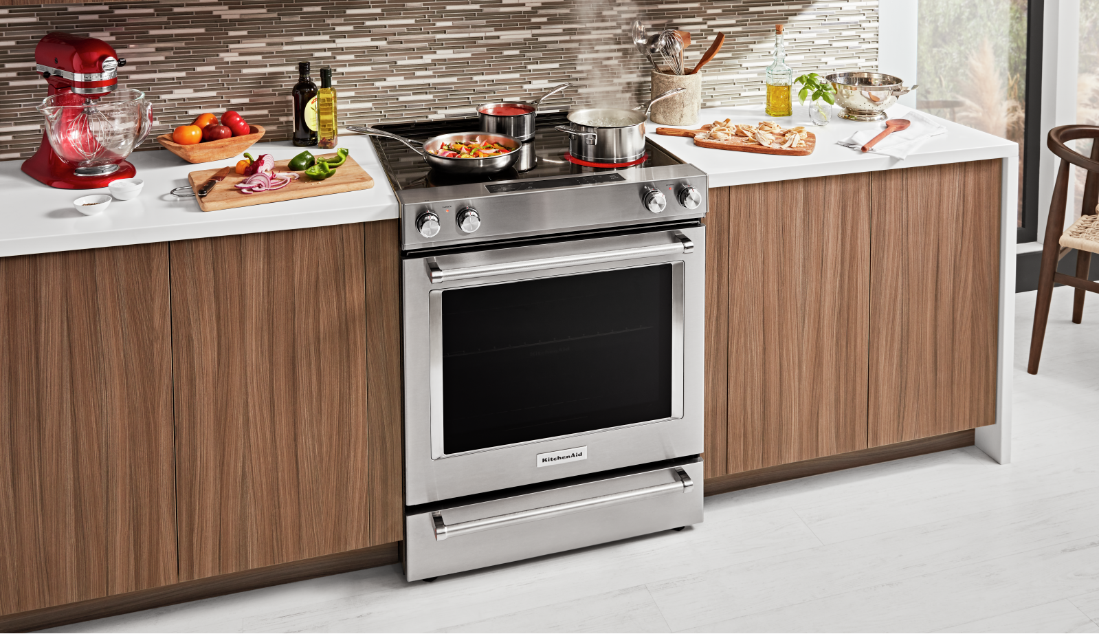 Cuisinière électrique Classic Rétro par Unique de 30 po à convecti