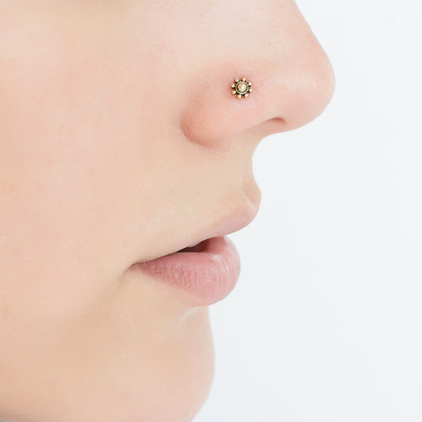 Tiny Flower Nose Stud – Umanative Design
