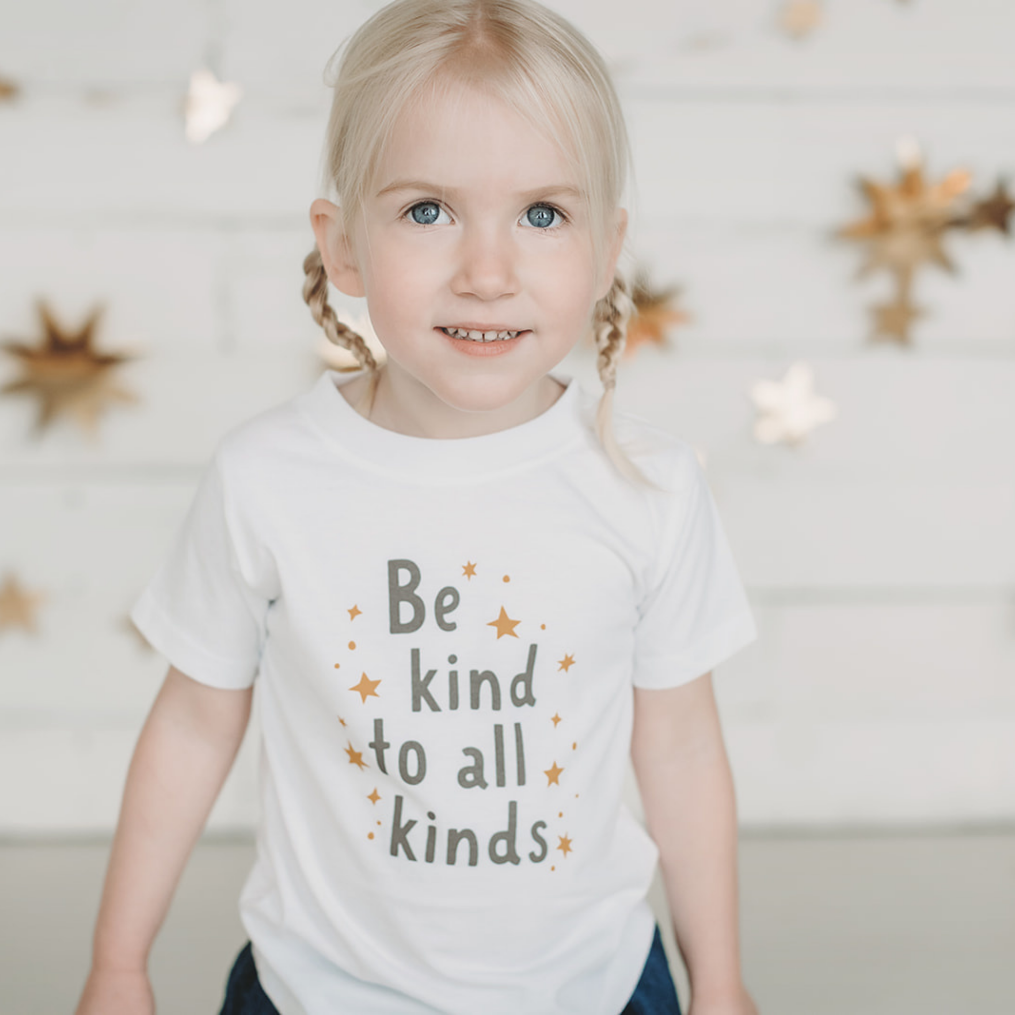 Geneeskunde Tablet Achterhouden Be Kind to all Kinds Kid's T-shirt - Sweetpea and Co.