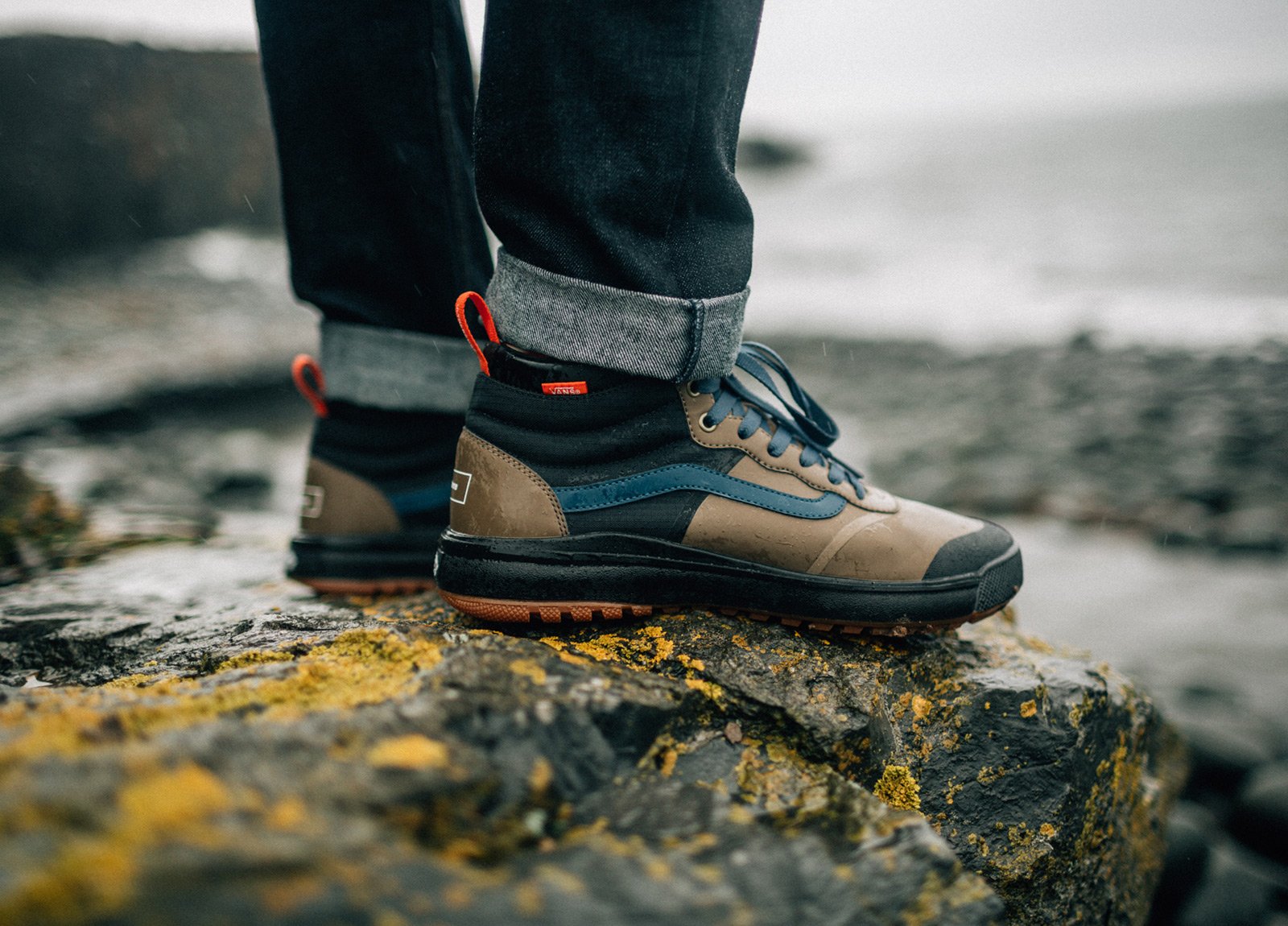 vans ultrarange with jeans