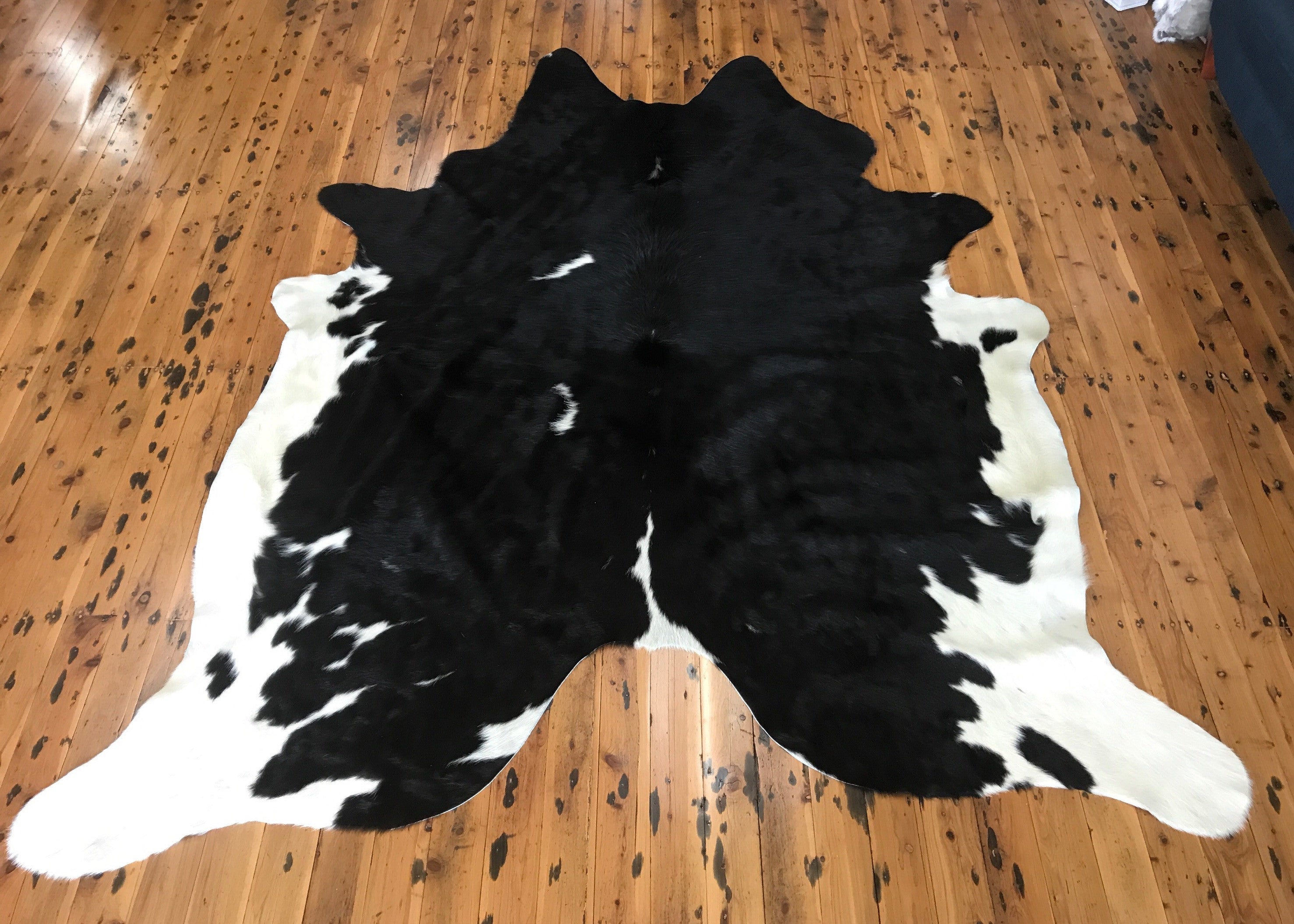 Natural Cowhide Rug 3.36m Fisher & Farmer