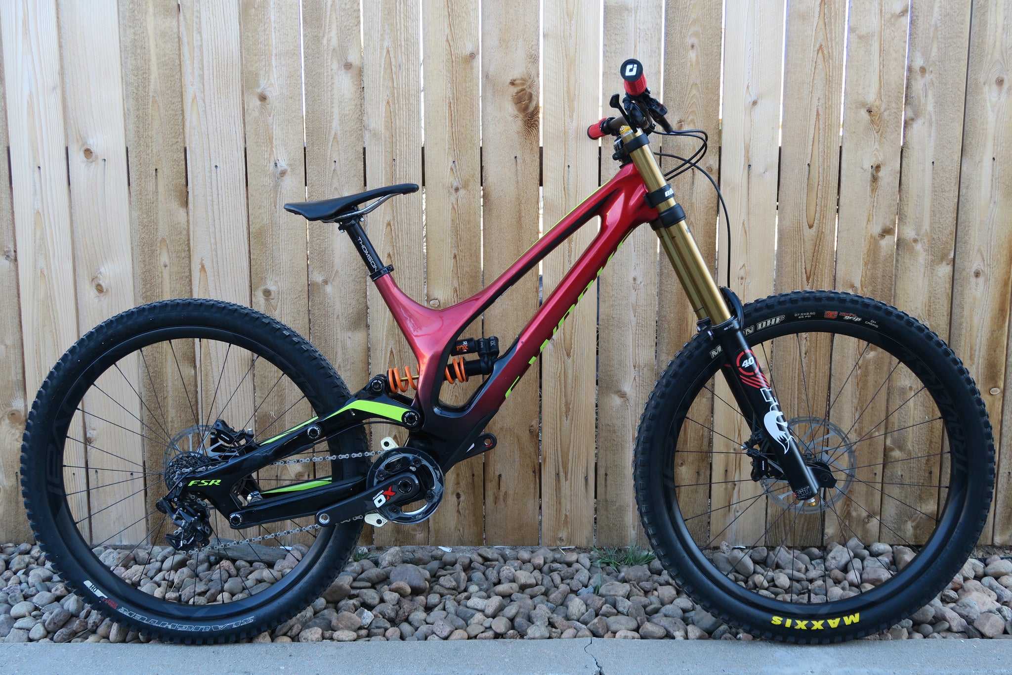 specialized demo 8 carbon 2016