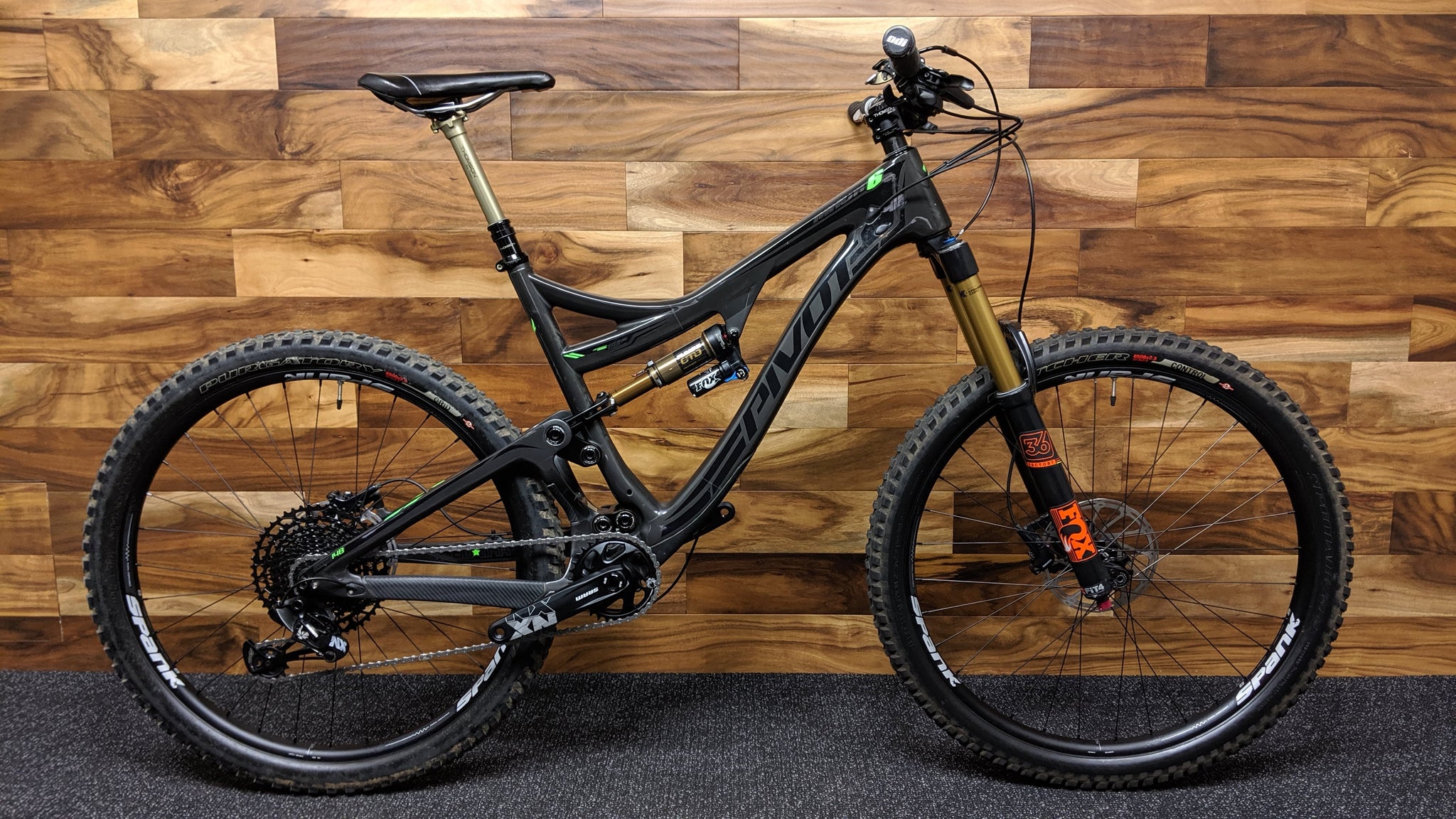 2016 pivot mach 6