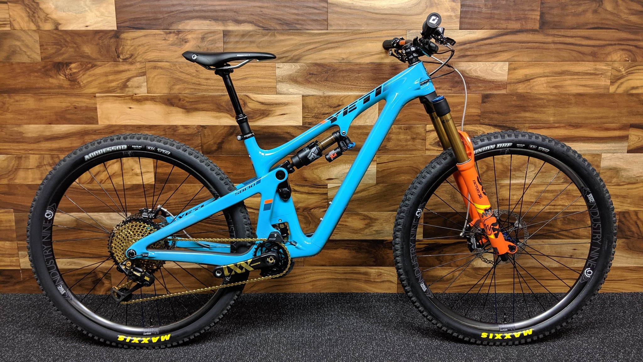 yeti sb130 turq