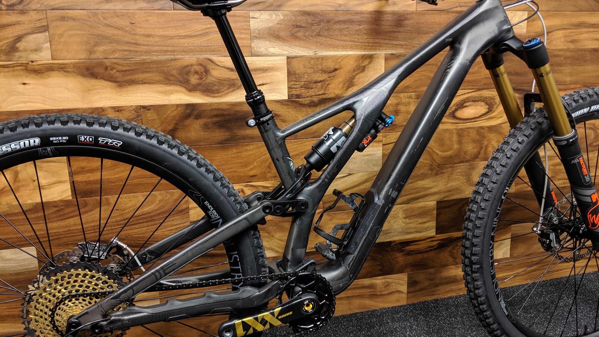 specialized stumpjumper evo pro carbon