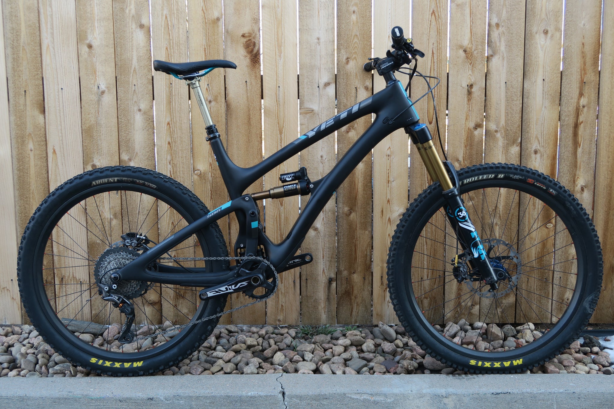 yeti sb6 turq