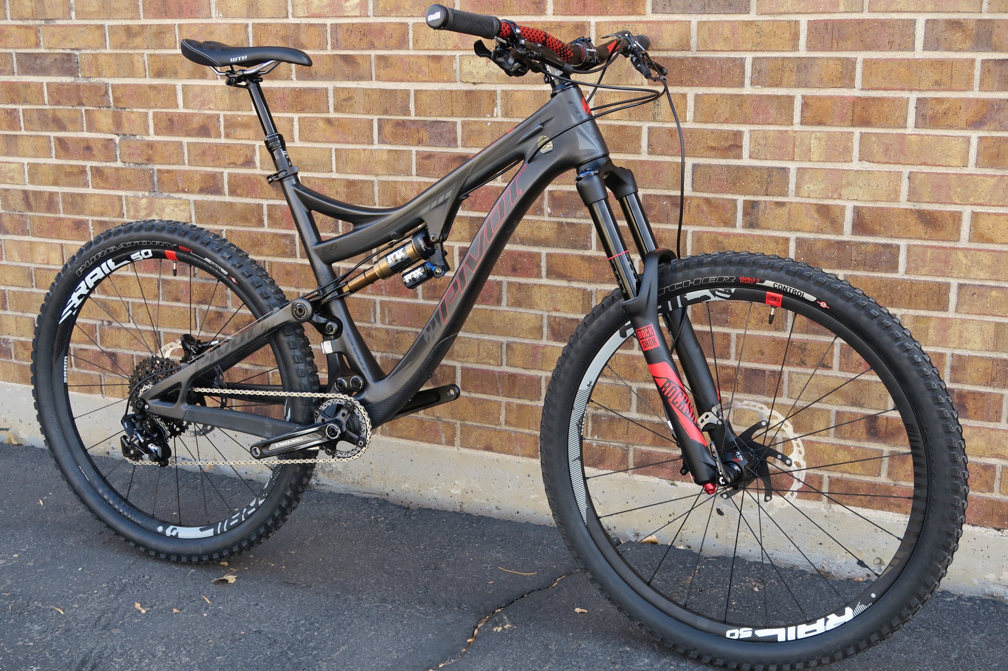 2015 pivot mach 6 carbon specs