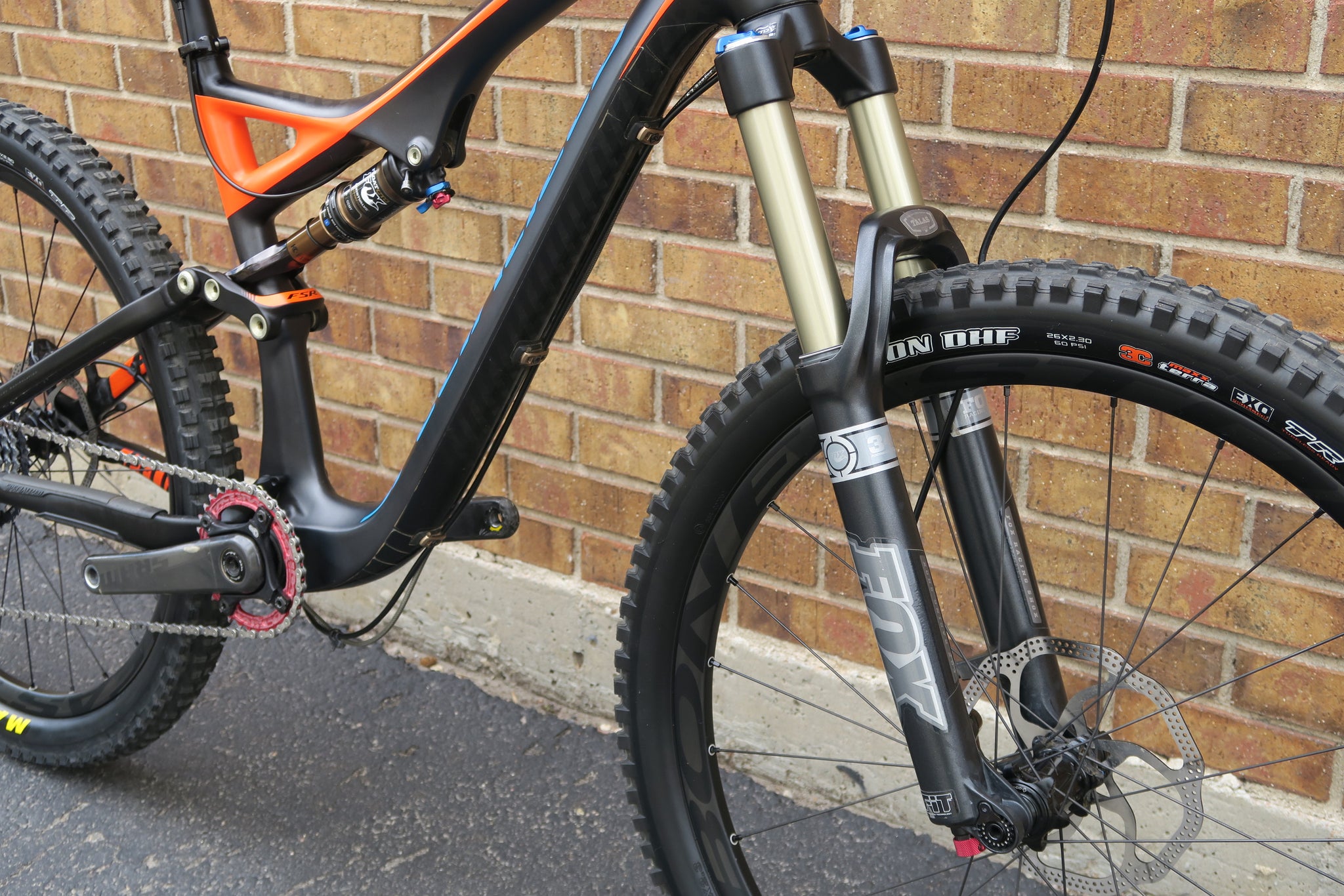 specialized stumpjumper expert carbon 26